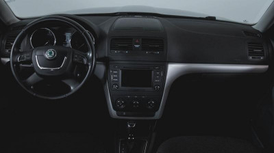 ŠKODA Yeti 1.4 TSI DSG (122 л. с.)