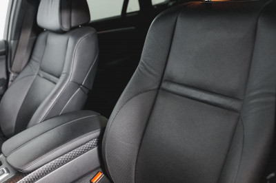 BMW X6 35i xDrive AT (306 л. с.)