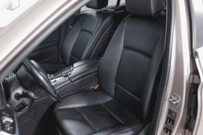 BMW 5 серия 528i AT (245 л. с.)