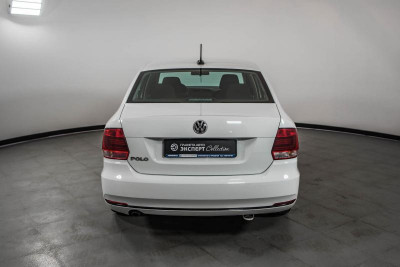 Volkswagen Polo 1.6 MPI MT (110 л. с.) Trendline