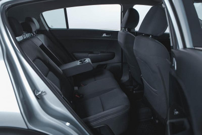 Kia Sportage 2.0 AT (150 л. с.) Luxe