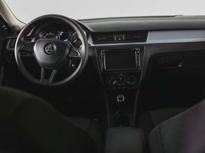ŠKODA Rapid 1.6 MT (90 л. с.) Entry