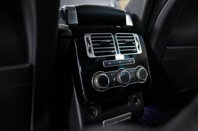 Land Rover Range Rover 4.4 SDV8 AT AWD (339 л. с.) Vogue