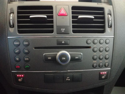 Mercedes-Benz C-Класс C 200 CGI BlueEFFICIENCY AT (184 л. с.)
