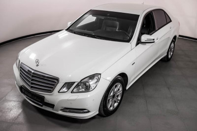 Mercedes-Benz E-Класс E 200 T BlueEfficiency 7G-Tronic Plus (184 л. с.)