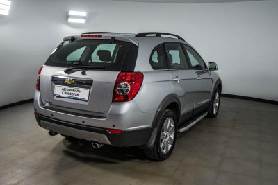 Chevrolet Captiva 3.2 AT 5 мест (230 л. с.)