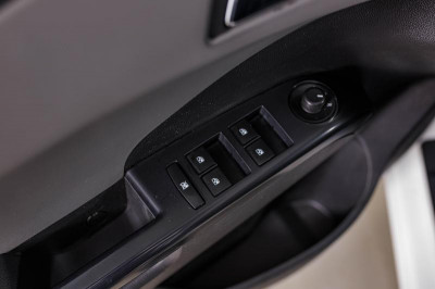 Chevrolet Aveo 1.6 MT (106 л. с.)