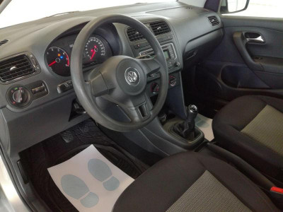 Volkswagen Polo 1.6 MT (105 л. с.)