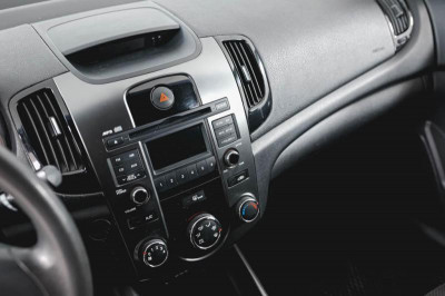 Kia Cerato 1.6 MT (126 л. с.)