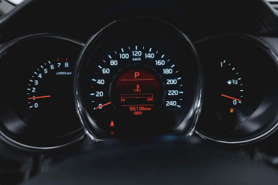 Kia Ceed 1.6 AT (129 л. с.)