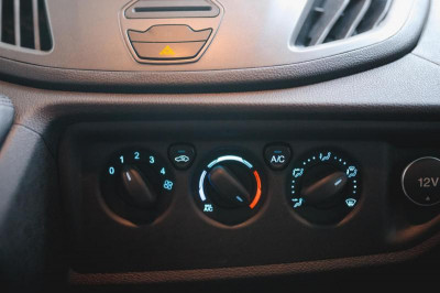 Ford Цельнометаллический фургон 2.2 TDCi МТ FWD 310 MWB средняя крыша (125 л. с.) Средняя база (L2), полная масса 3.1 т
