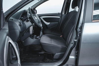 Nissan Terrano 1.6 MT (114 л. с.) Comfort