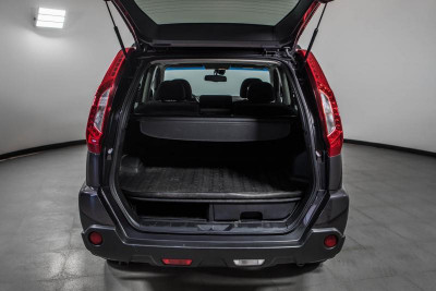 Nissan X-Trail 2.0 CVT AWD (141 л. с.)