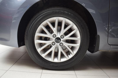 Kia Rio 1.6 MT (123 л. с.)
