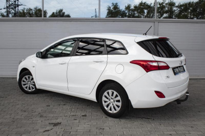 Hyundai i30 Универсал 1.6 AT (130 л. с.) Classic