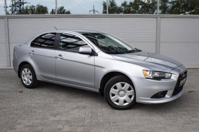 Mitsubishi Lancer 1.5 MT (109 л. с.)