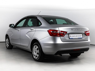 LADA Vesta 1.6 MT (106 л. с.)