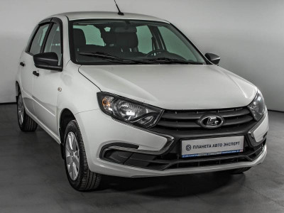 LADA Новая Granta хетчбэк 1.6 MT 8кл (87 л. с.)