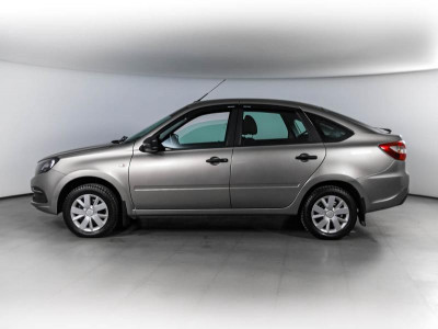 LADA Новая Granta хетчбэк 1.6 MT 8кл (87 л. с.)