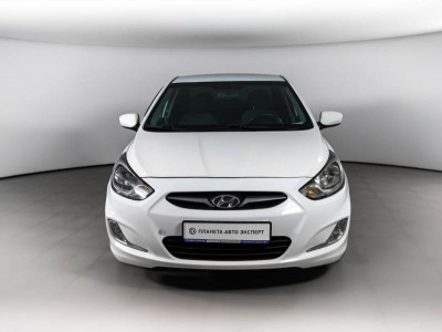 Hyundai Solaris 1.4 AT (107 л. с.)