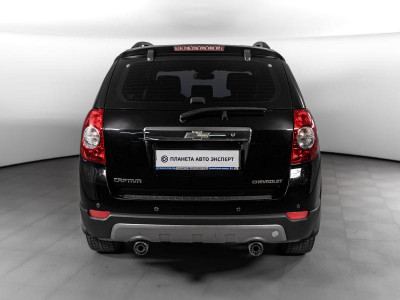 Chevrolet Captiva 2.4 LPG MT 7 мест (136 л. с.)
