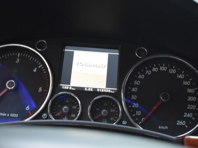 Volkswagen Touareg 2.5 TDI Tiptronic (174 л. с.)