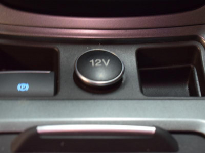 Ford Kuga 2.5 AT (150 л.с.)
