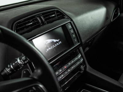 Jaguar F-Pace 3.0 AT (340 л. с.)