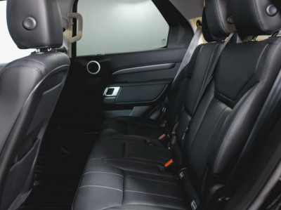 Land Rover Discovery 3.0 TDV6 AT 4WD (249 л.с.)