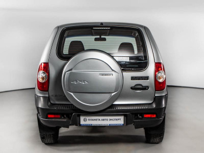 Chevrolet niva Niva 1.7 MT (79,6 л. с.)