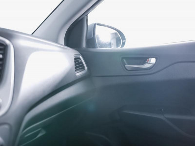 Hyundai Solaris 1.4 AT (100 л.с.)