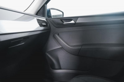 Volkswagen Новый Polo 1.6 MPI AT (110 л.с.) Status