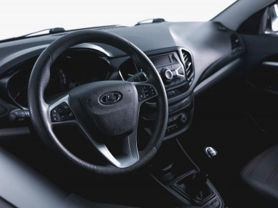 LADA Vesta SW 1.6 MT (106 л.с.)