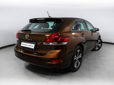 Toyota Venza 2.7 AT (185 л. с.)