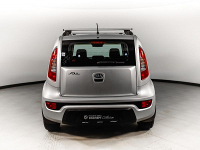 Kia Soul 1.6 AT (129 л. с.)