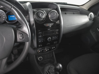 Renault Duster 2.0 MT 4x4 (143 л. с.)
