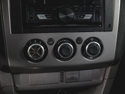 Ford Focus 1.6 MT (101 л. с.)