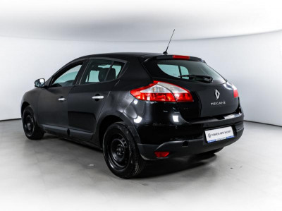 Renault Megane 1.6 AT (106 л. с.)