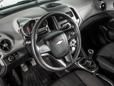 Chevrolet Aveo 1.6 MT (115 л. с.)
