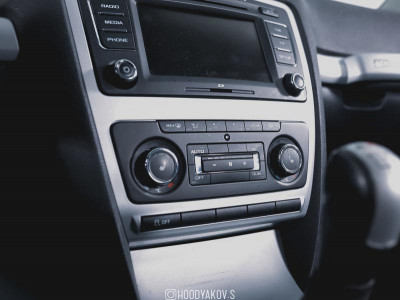 ŠKODA Octavia 1.8 TSI MT (152 л. с.)