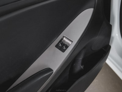 Hyundai Solaris 1.6 AT (123 л. с.)