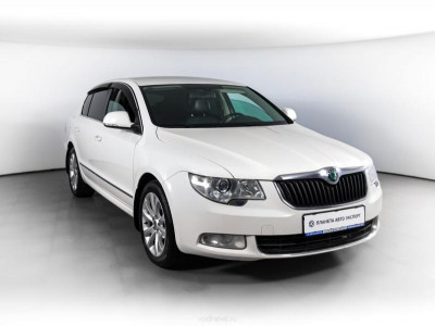 ŠKODA Superb 1.8 TSI DSG (152 л. с.)