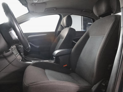 Ford Mondeo 2.3 DurashiftAT (160 л. с.)