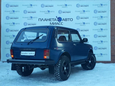 LADA 4x4 3 дв. 1.7 MT 8 кл. (Евро-4) (83 л. с.)