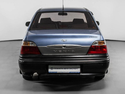 Daewoo Nexia 1.5 MT (85 л. с.)