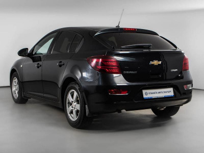 Chevrolet Cruze 1.8 AT (141 л. с.)