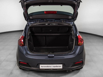 Kia Ceed 1.6 MT (129 л. с.)