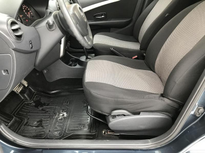 Nissan Almera 1.6 AT (102 л. с.)
