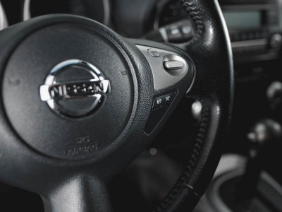Nissan Juke 1.6 CVT (117 л. с.)