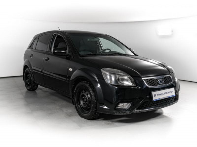 Kia Rio 1.4 MT (97 л. с.)